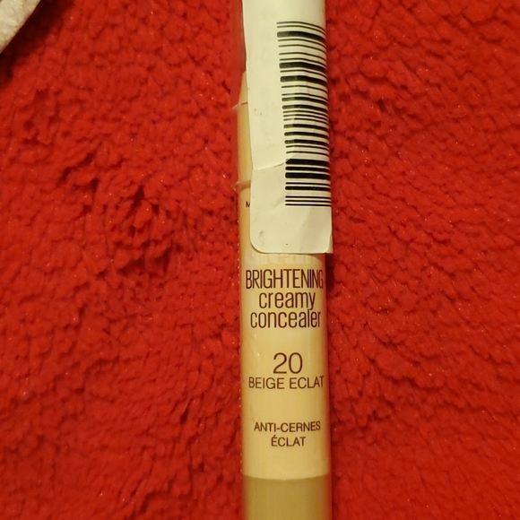 Make-up - Picture 4 of 7